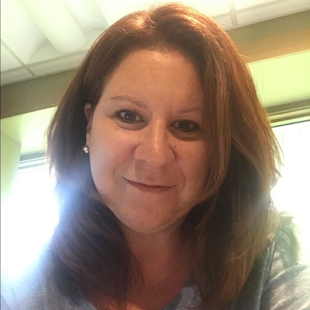 Meet your Posher, Jennifer